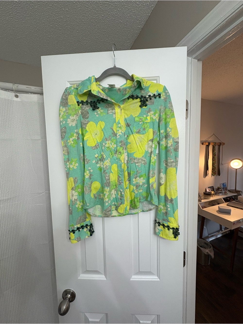 Women’s Floral Button-Down Shirt in Mint Green and Yellow
